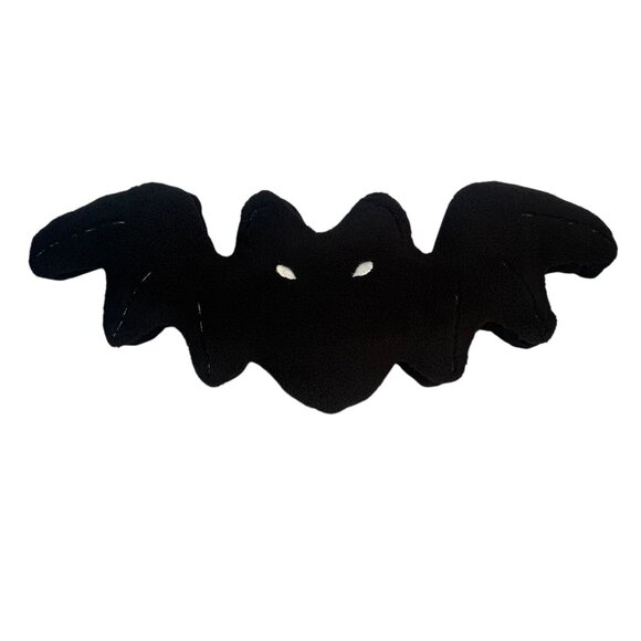 Black Vampire Bat Throw Pillow Halloween Gothic Home Decor Horror Spooky Witchy - Picture 1 of 7
